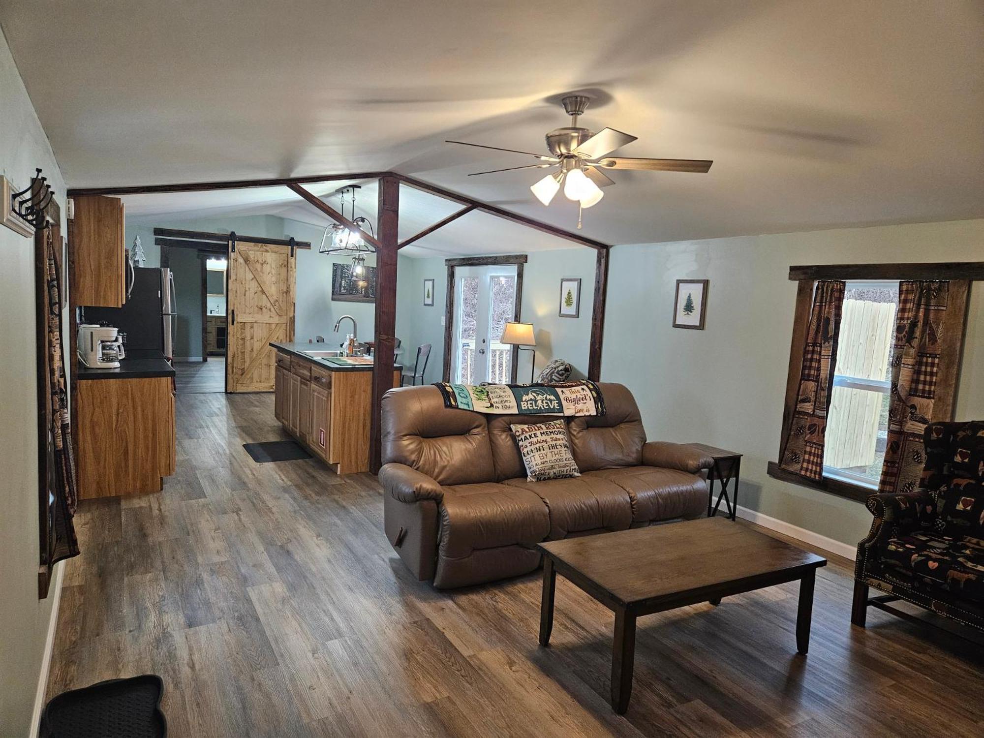 Grey Pines At Hocking Vacations Villa โลแกน ภายนอก รูปภาพ